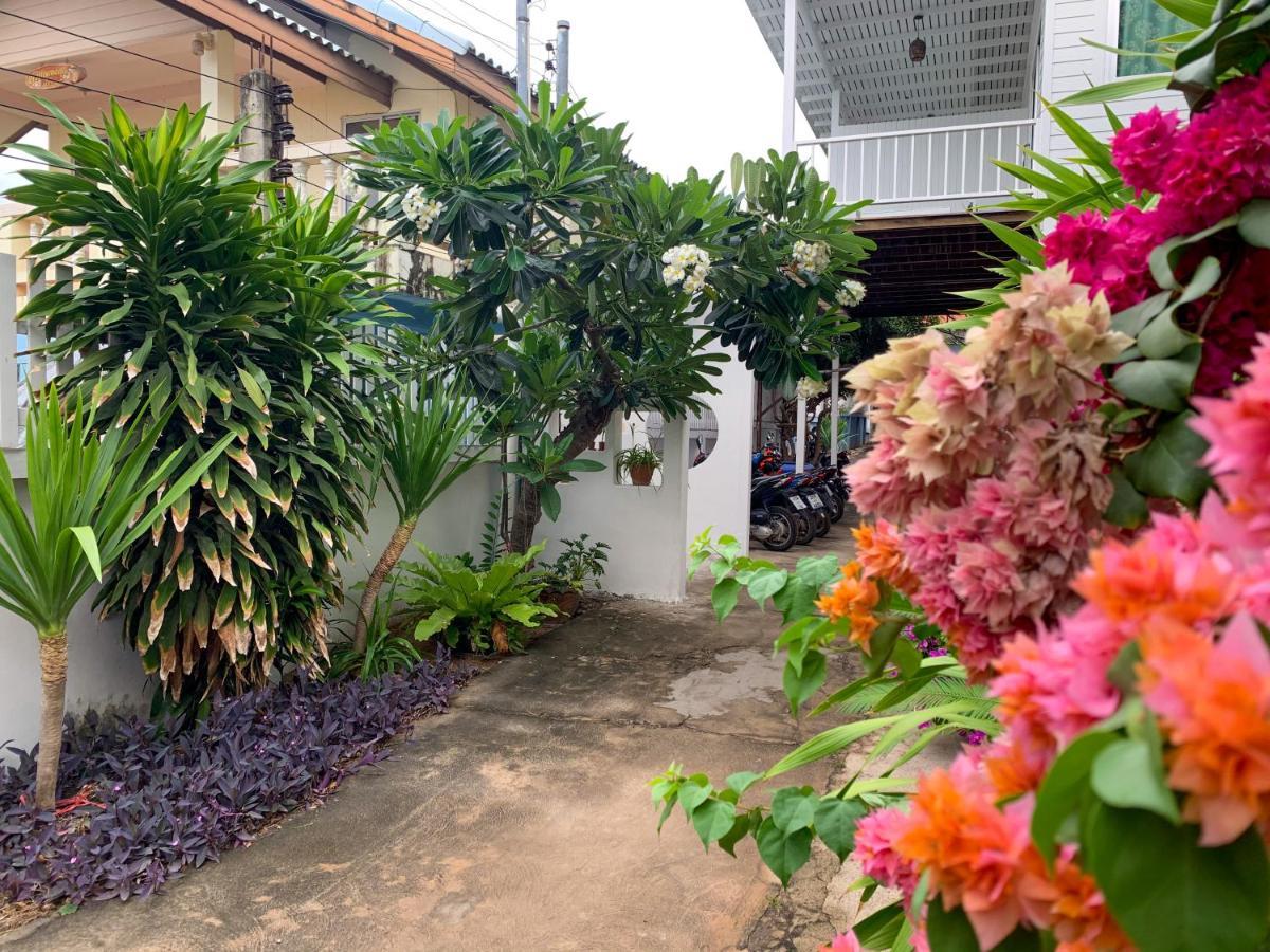 Sawaddeethaweesuk At Kohlarn Apartment Luaran gambar