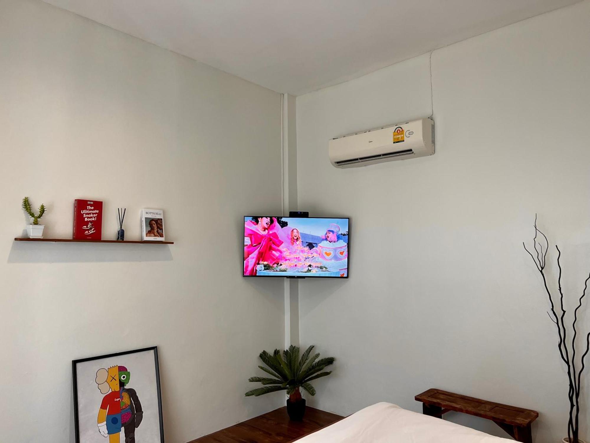 Sawaddeethaweesuk At Kohlarn Apartment Bilik gambar