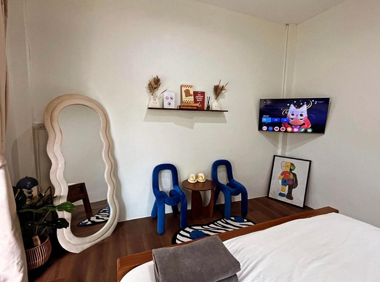 Sawaddeethaweesuk At Kohlarn Apartment Bilik gambar